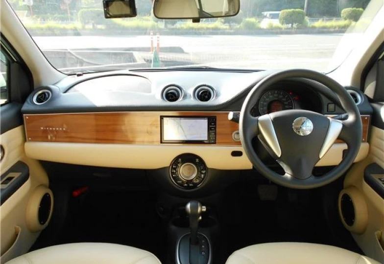 Mitsuoka Viewt Green