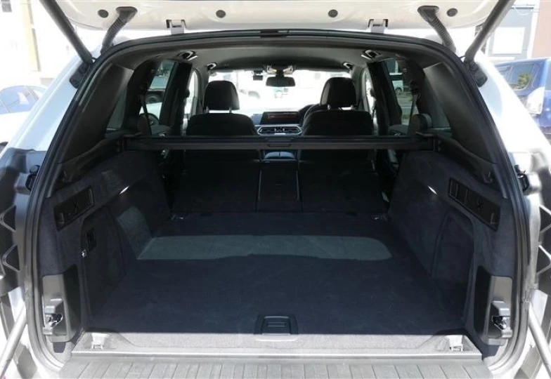 BMW X5 White