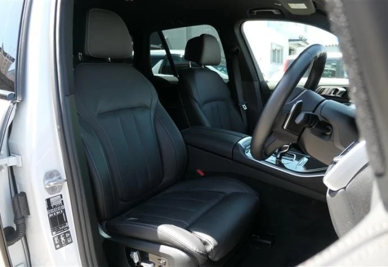 BMW X5 White