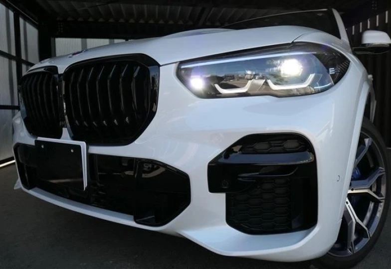 BMW X5 White