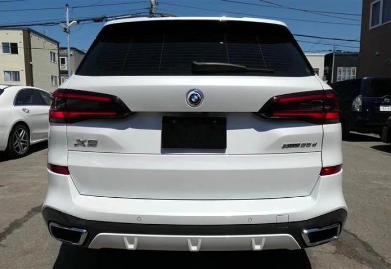 BMW X5 White