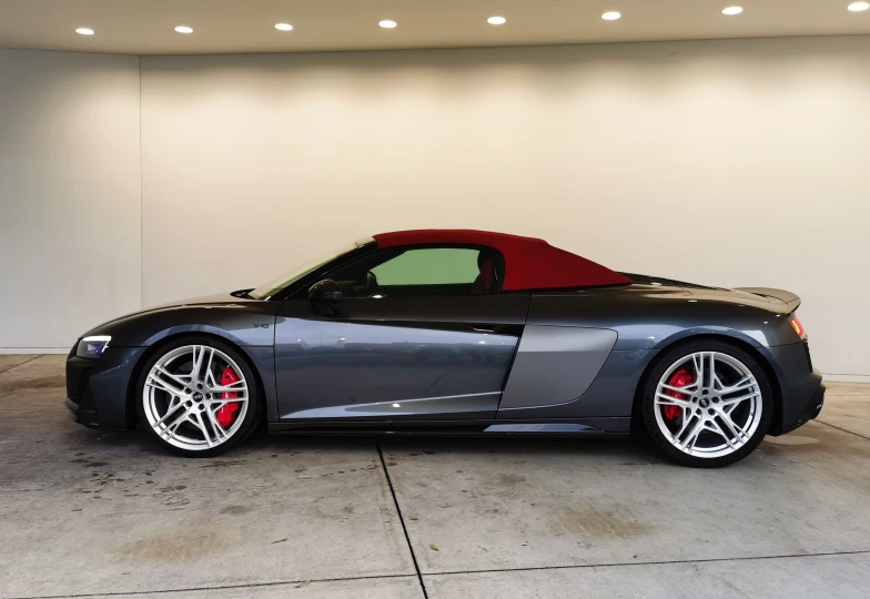 Audi R8 Grey
