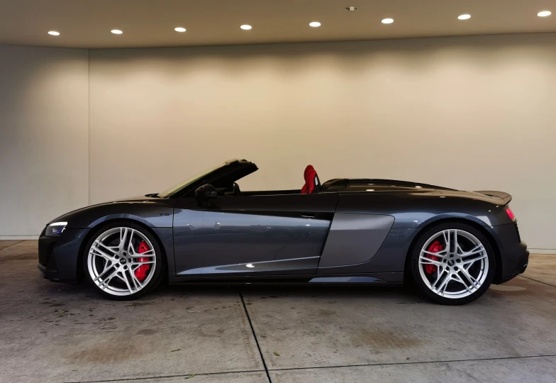Audi R8 Grey