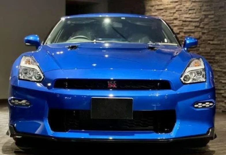 Nissan GT-R Синий