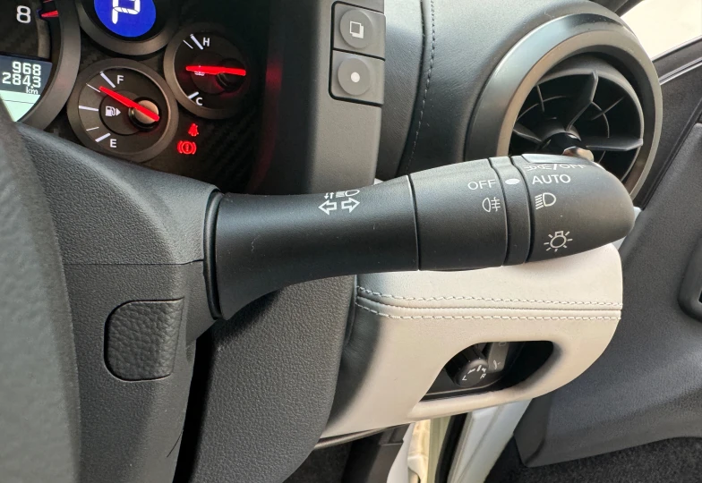 Nissan GT-R Белый