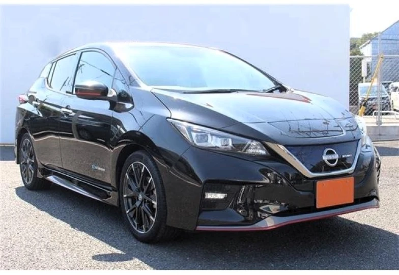 Nissan Leaf Черный