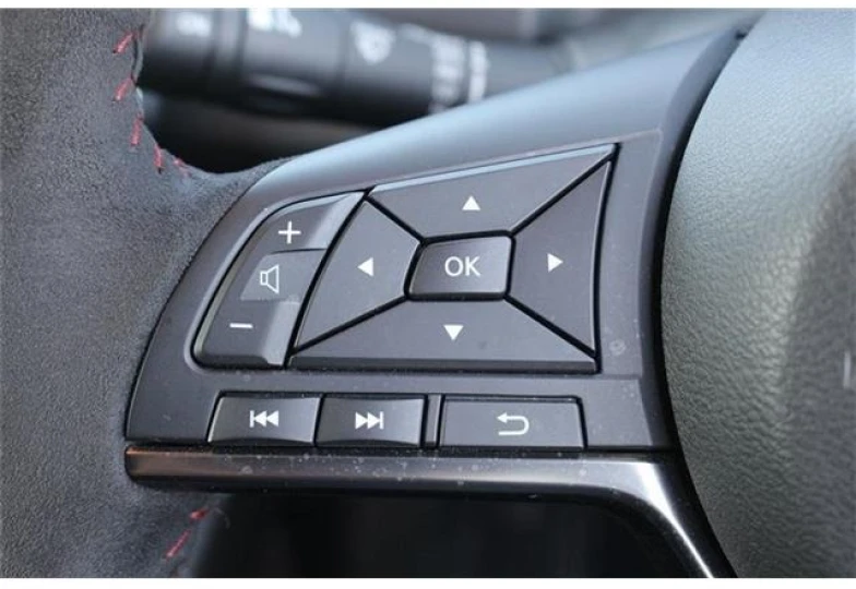 Nissan Leaf Черный