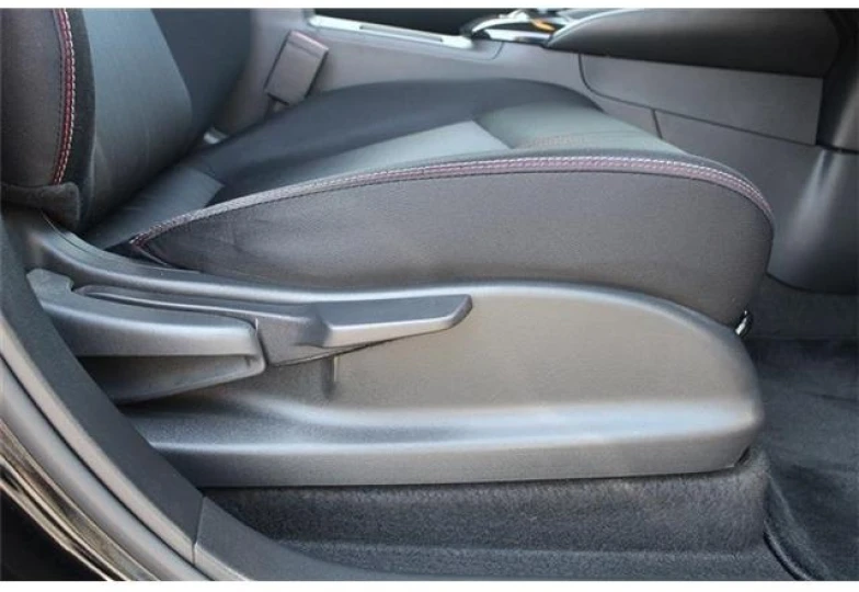 Nissan Leaf Черный