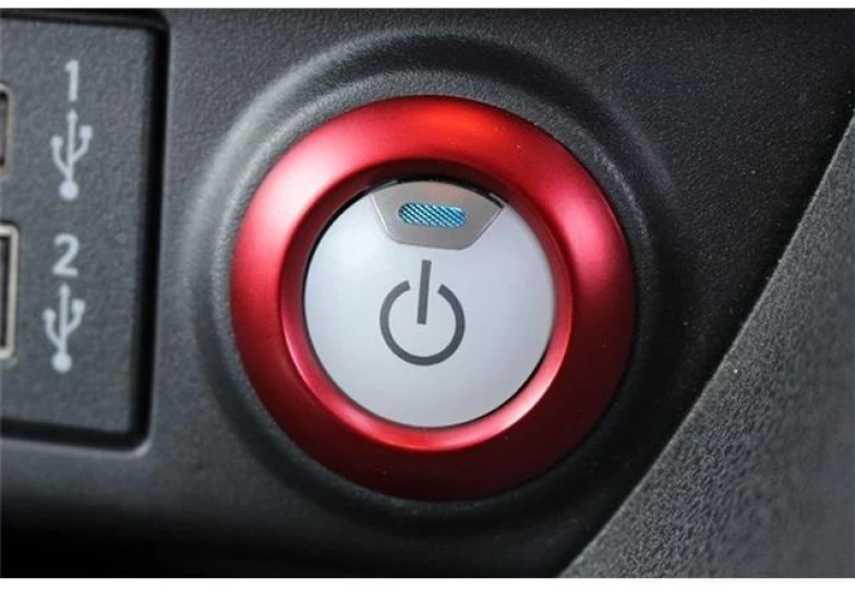 Nissan Leaf Черный