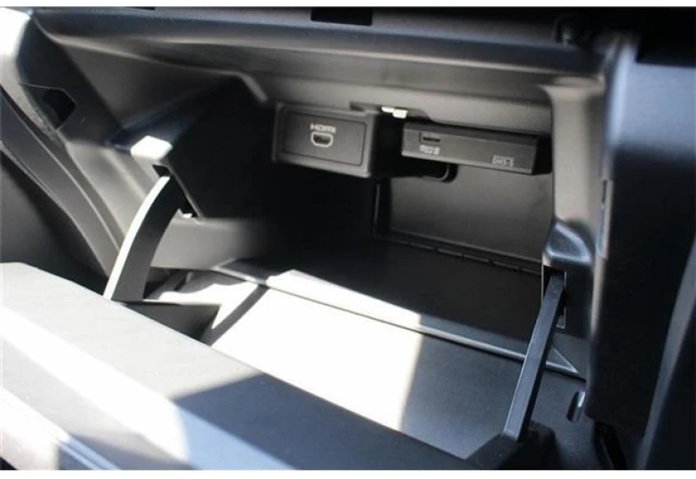 Nissan Leaf Черный