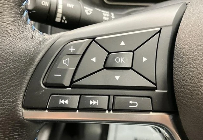 Nissan Leaf Белый