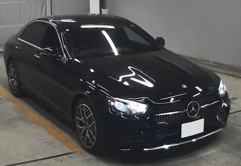 Mercedes E-class Black