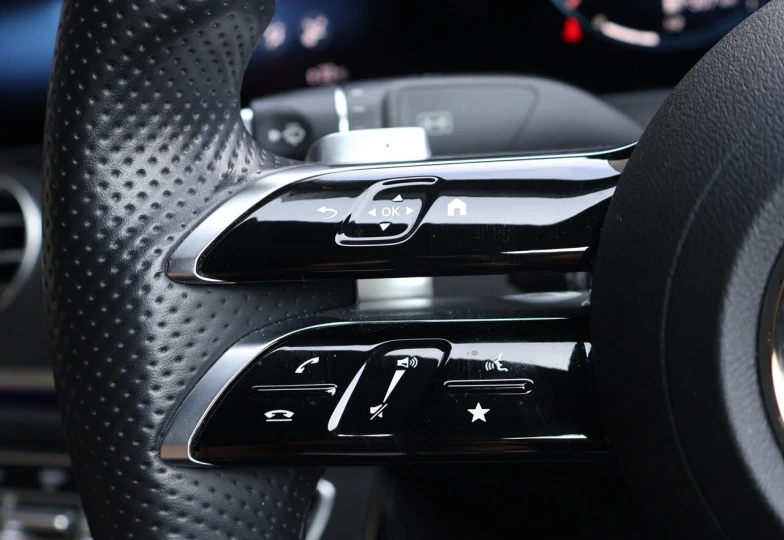 Mercedes E-class White