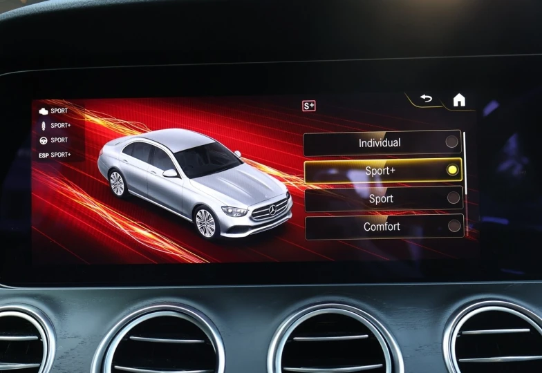 Mercedes E-class White