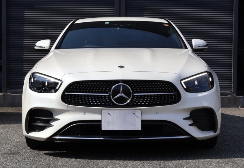 Mercedes E-class White
