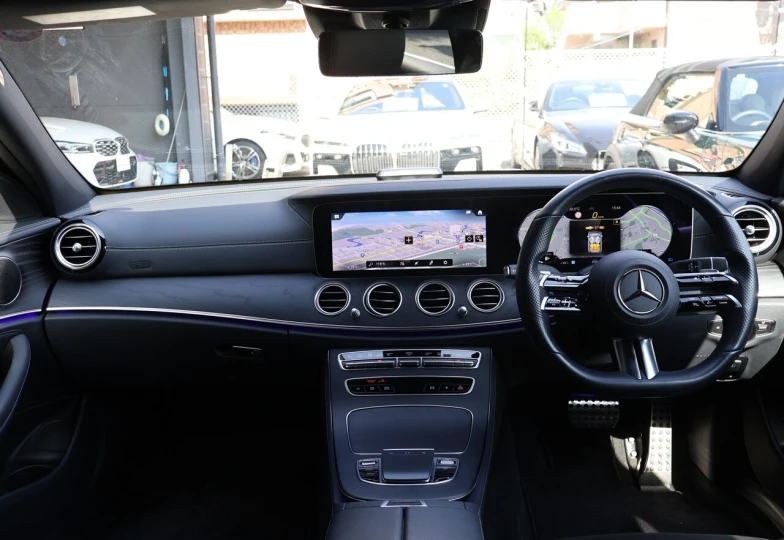 Mercedes E-class White