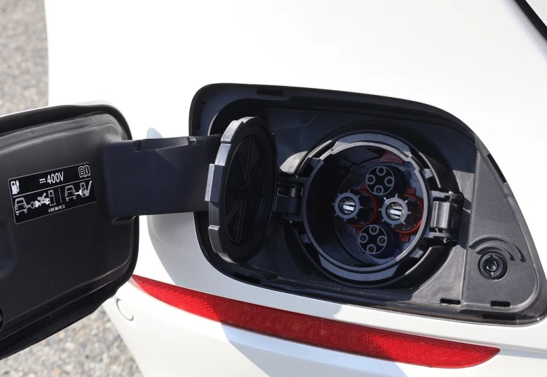 Mercedes E-class White