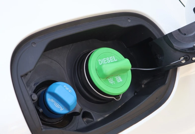 Mercedes E-class White