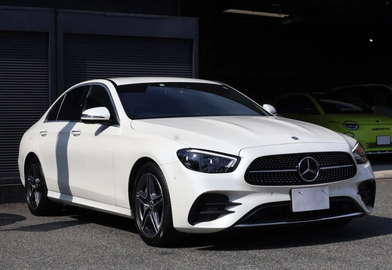 Mercedes E-class White