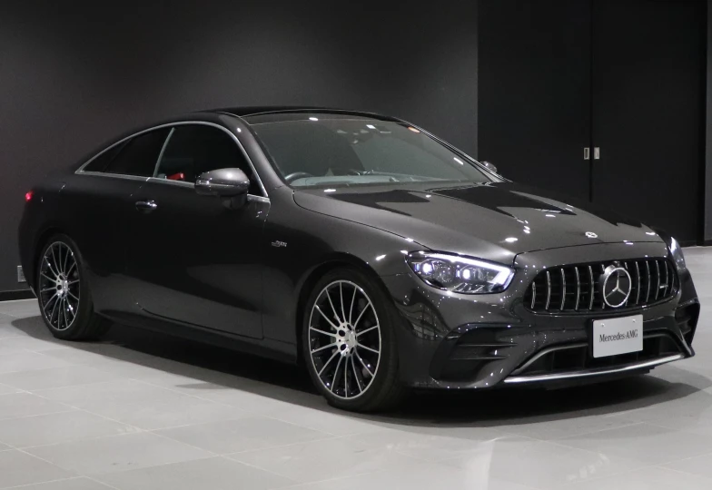 Mercedes E-class Grey