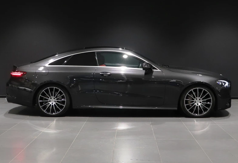 Mercedes E-class Grey