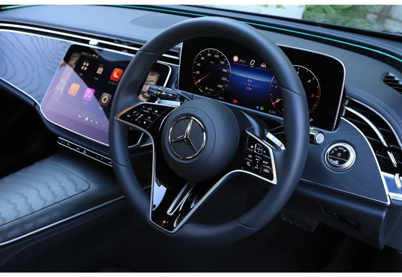 Mercedes E-class Черный