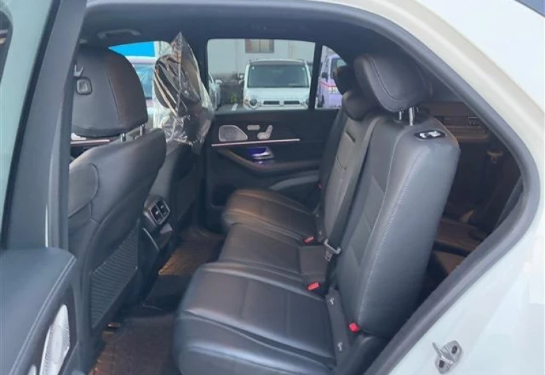 Mercedes GLE-class White