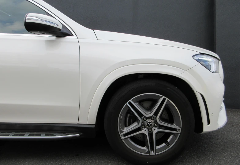 Mercedes GLE-class Белый