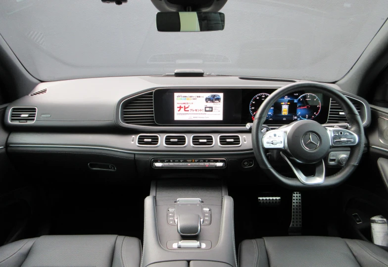 Mercedes GLE-class Белый