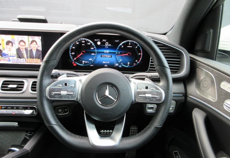 Mercedes GLE-class Белый