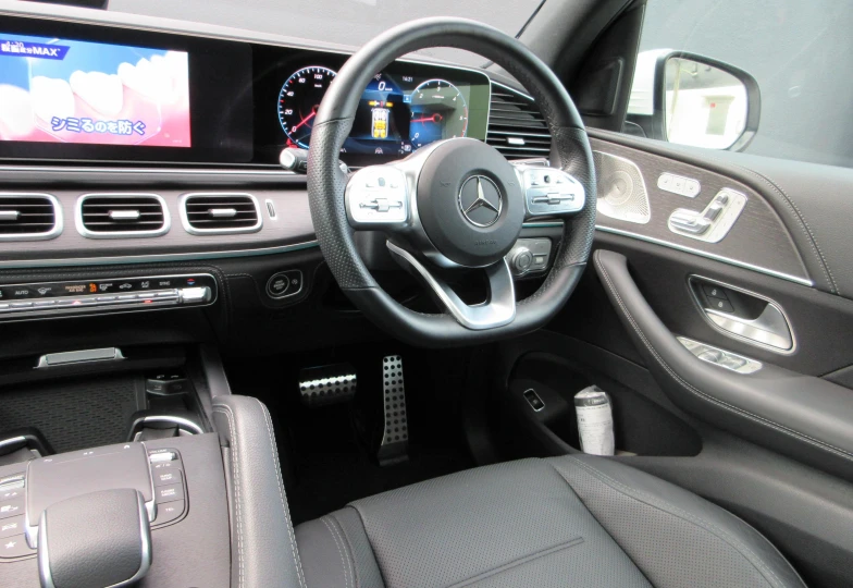 Mercedes GLE-class Белый