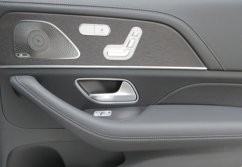 Mercedes GLE-class Белый