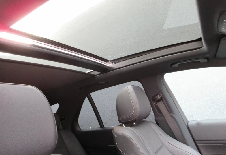 Mercedes GLE-class Белый