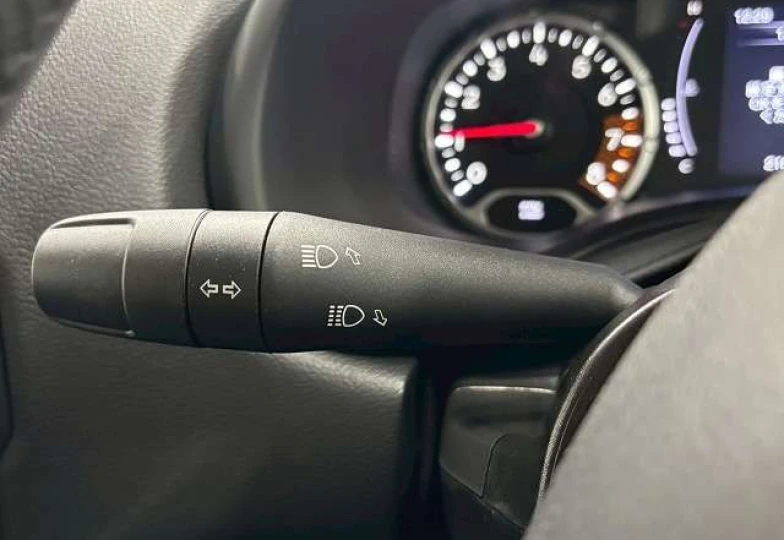 Jeep Renegade Синий