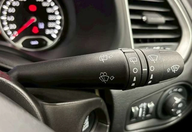 Jeep Renegade Синий