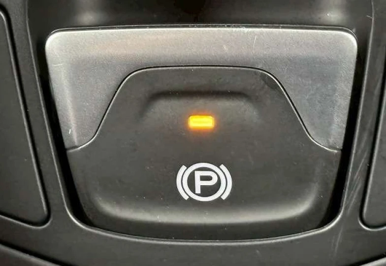 Jeep Renegade Синий