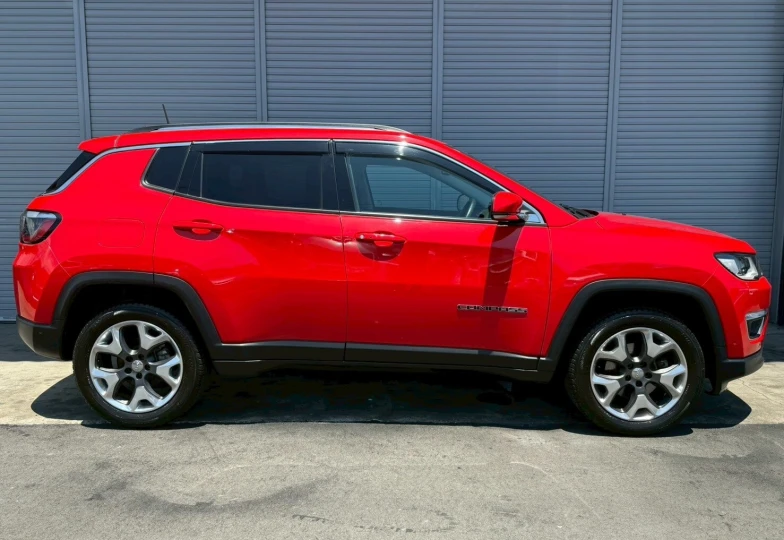 Jeep Compass Красный