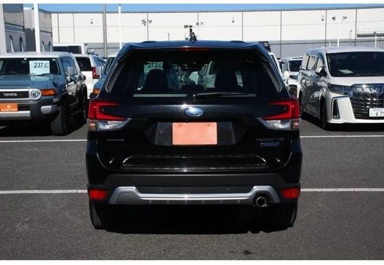 Subaru Forester Черный