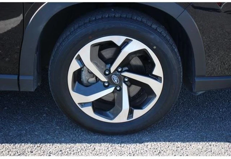 Subaru Forester Черный