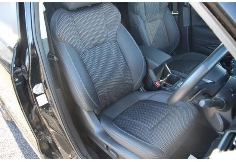 Subaru Forester Черный