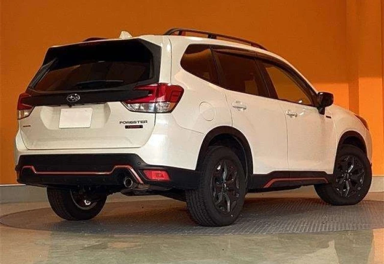 Subaru Forester White