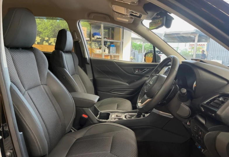 Subaru Forester Черный