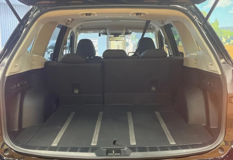 Subaru Forester Черный