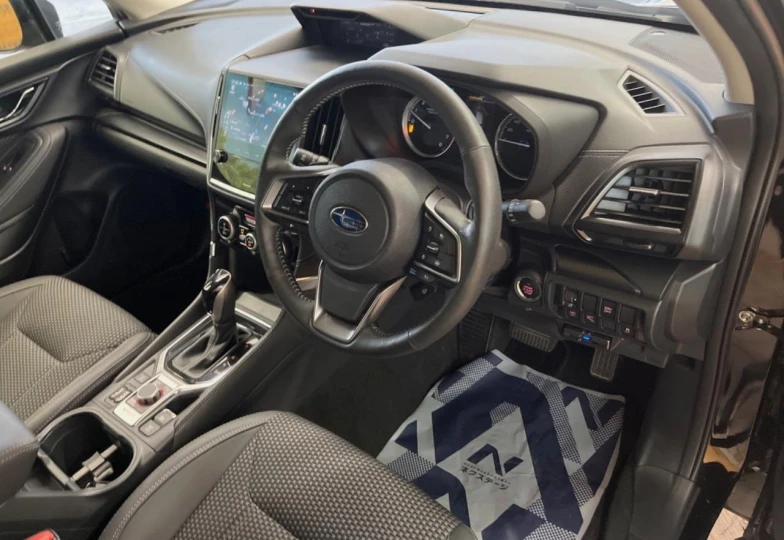 Subaru Forester Черный