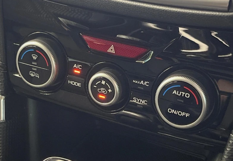 Subaru Forester Черный