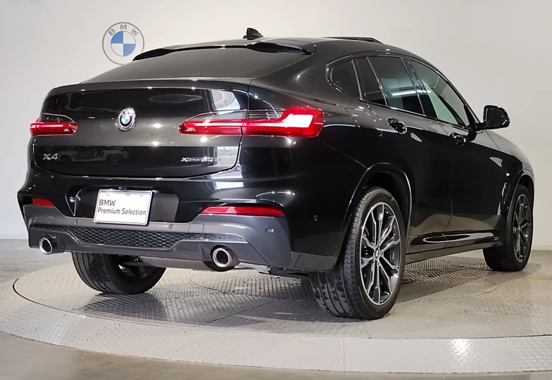 BMW X4 Black