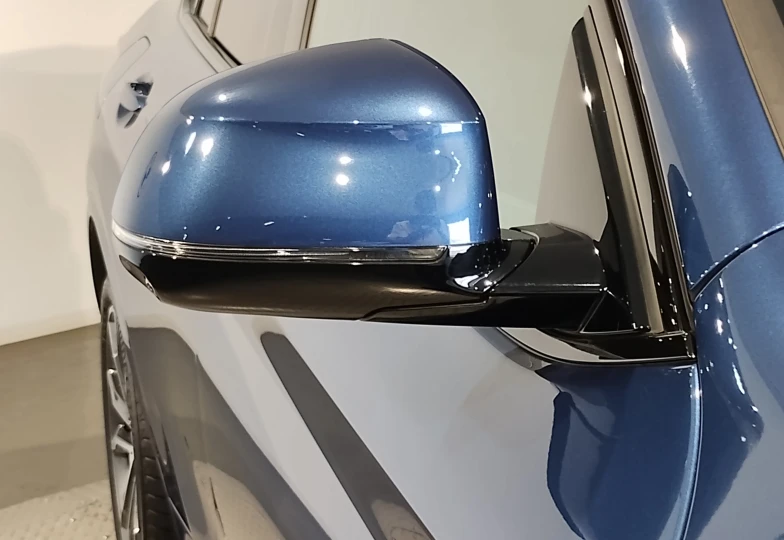 BMW X4 Синий