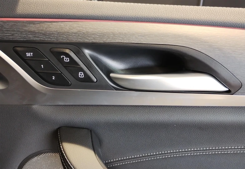 BMW X4 Синий