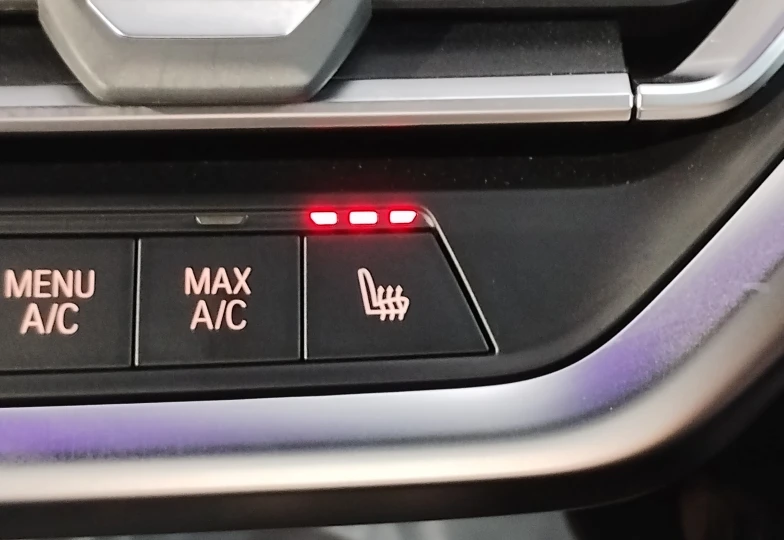 BMW X4 Синий