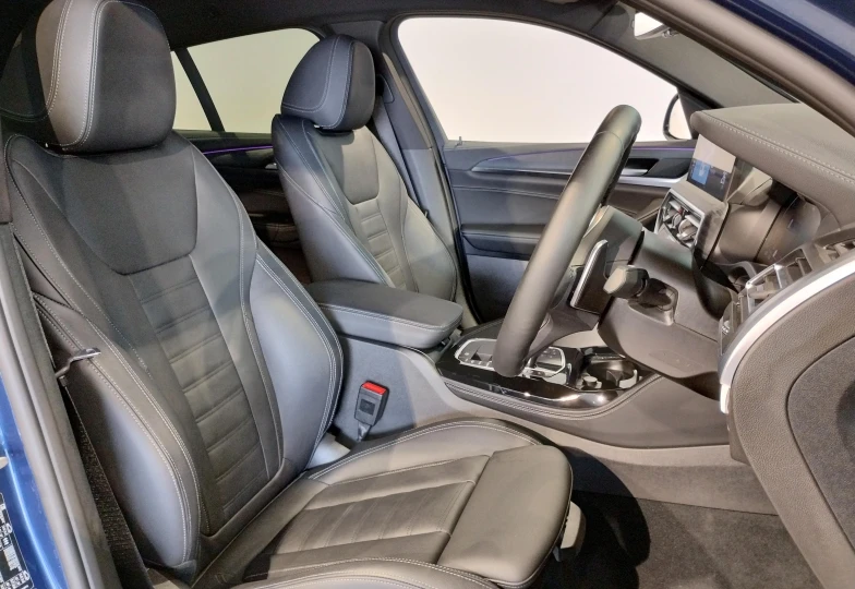 BMW X4 Синий